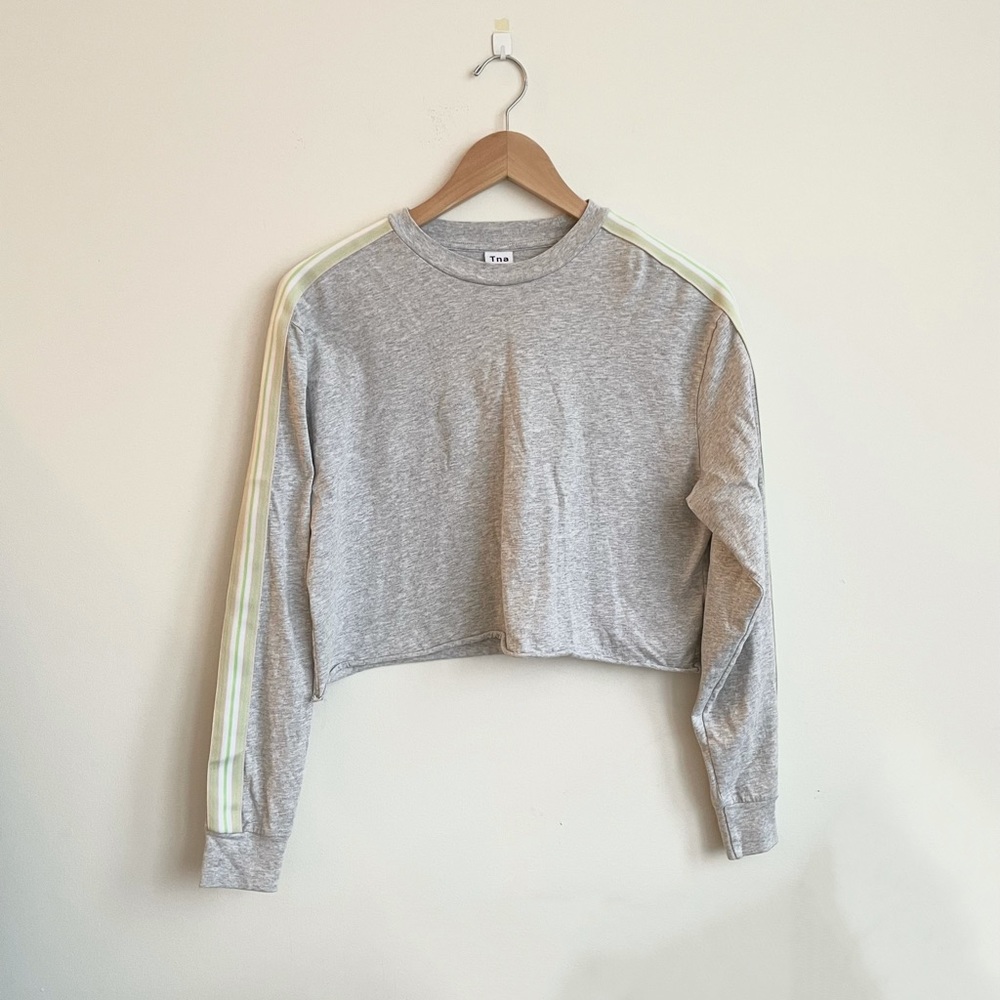 TNA Longe Sleeve Crop